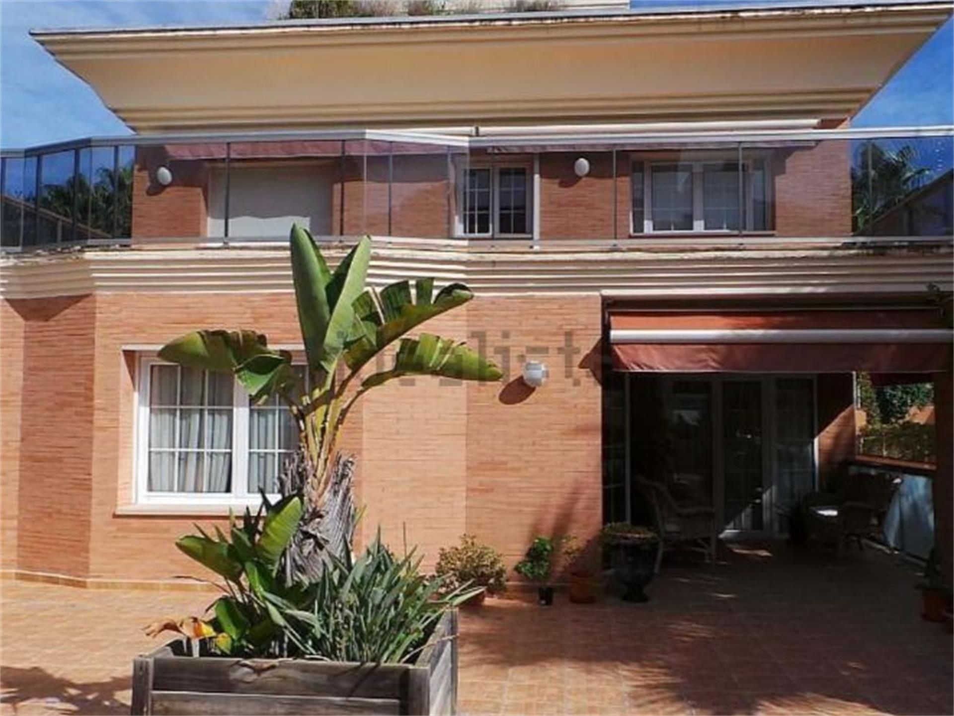 Vista exterior de Casa o xalet en venda en Salou amb Aire condicionat, Terrassa i Balcó