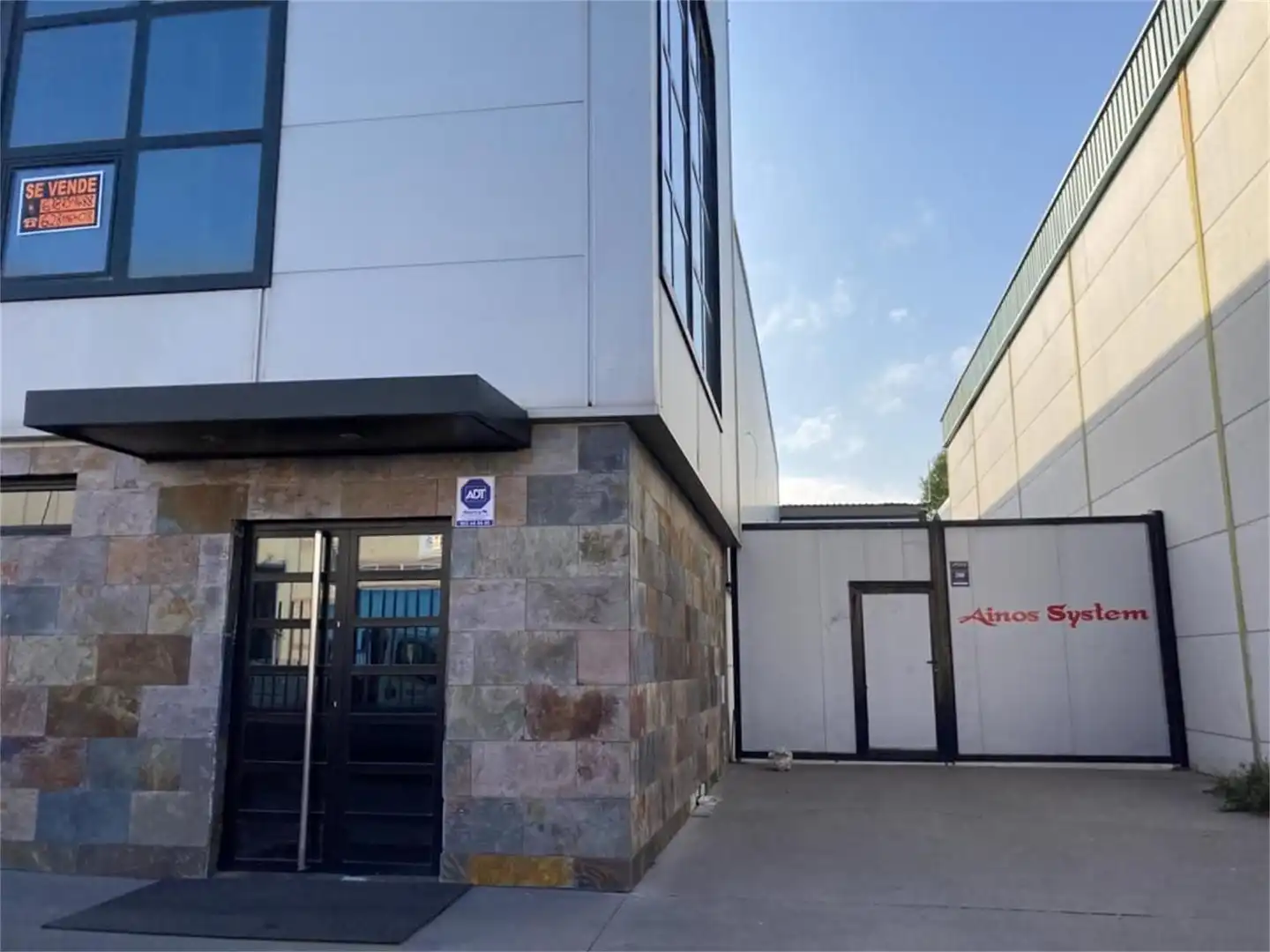 Vista exterior de Nave industrial en venta en Aranjuez con Aire acondicionado y Calefacción