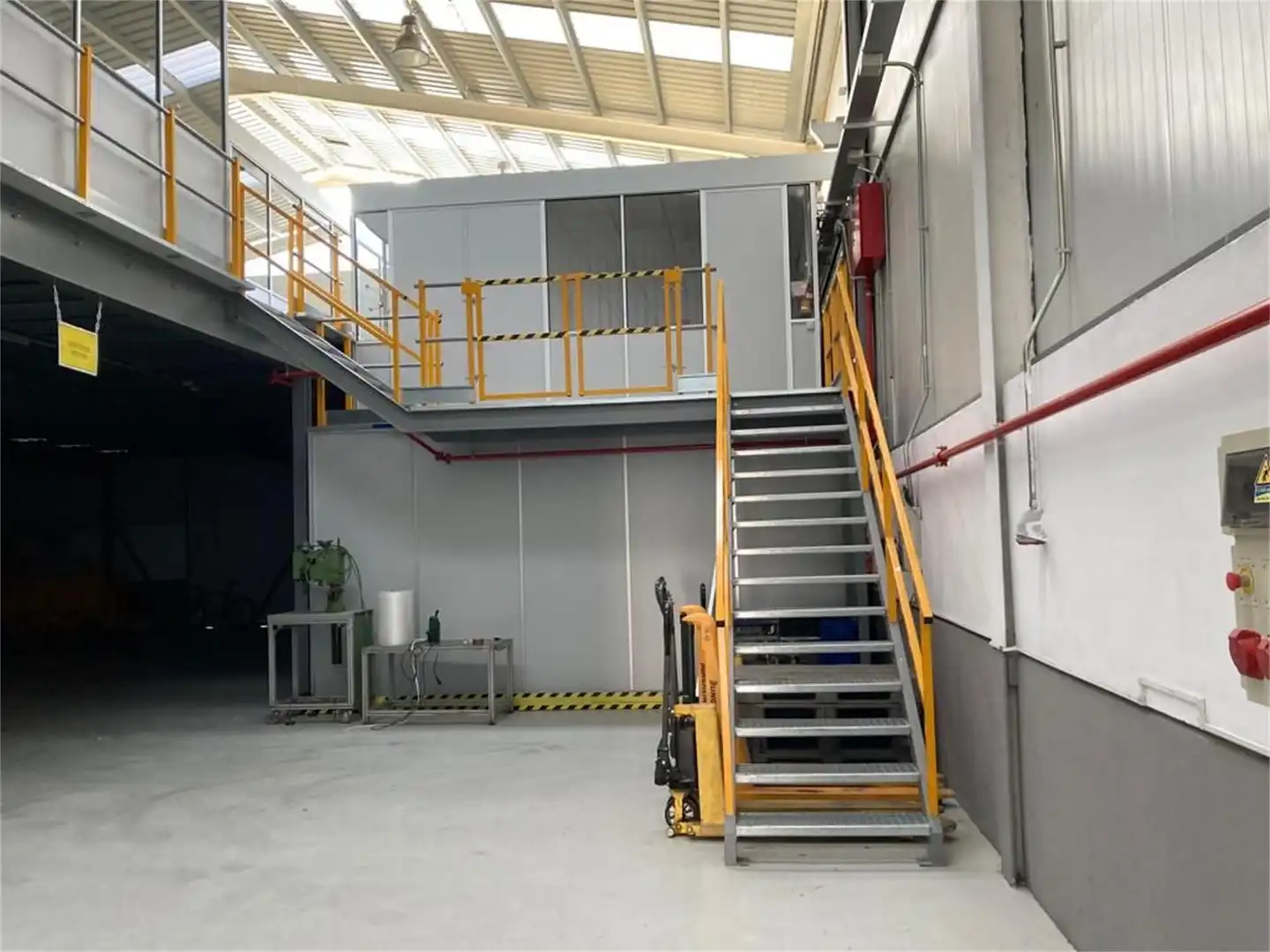 Nave industrial en venta en Aranjuez con Aire acondicionado y Calefacción