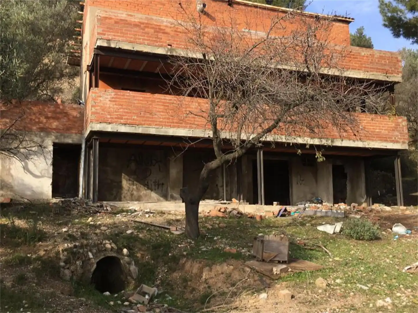 Vista exterior de Casa o chalet en venta en Olesa de Montserrat