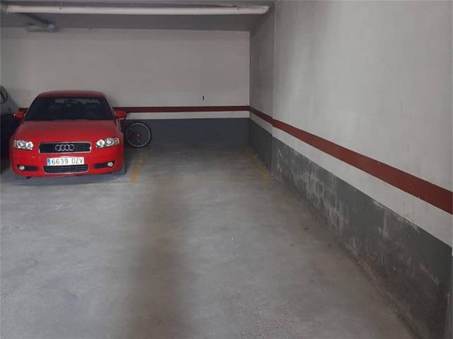 Garaje en Alquiler en Calle José Gascón Sirera en Centro