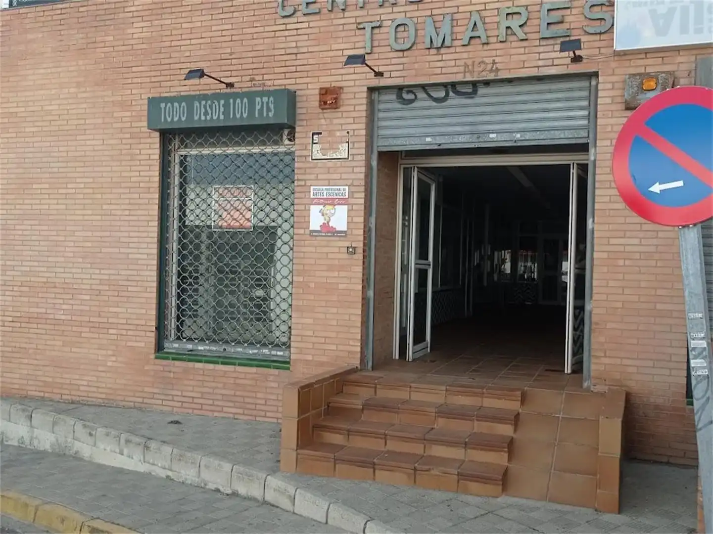 Local en venta en Tomares