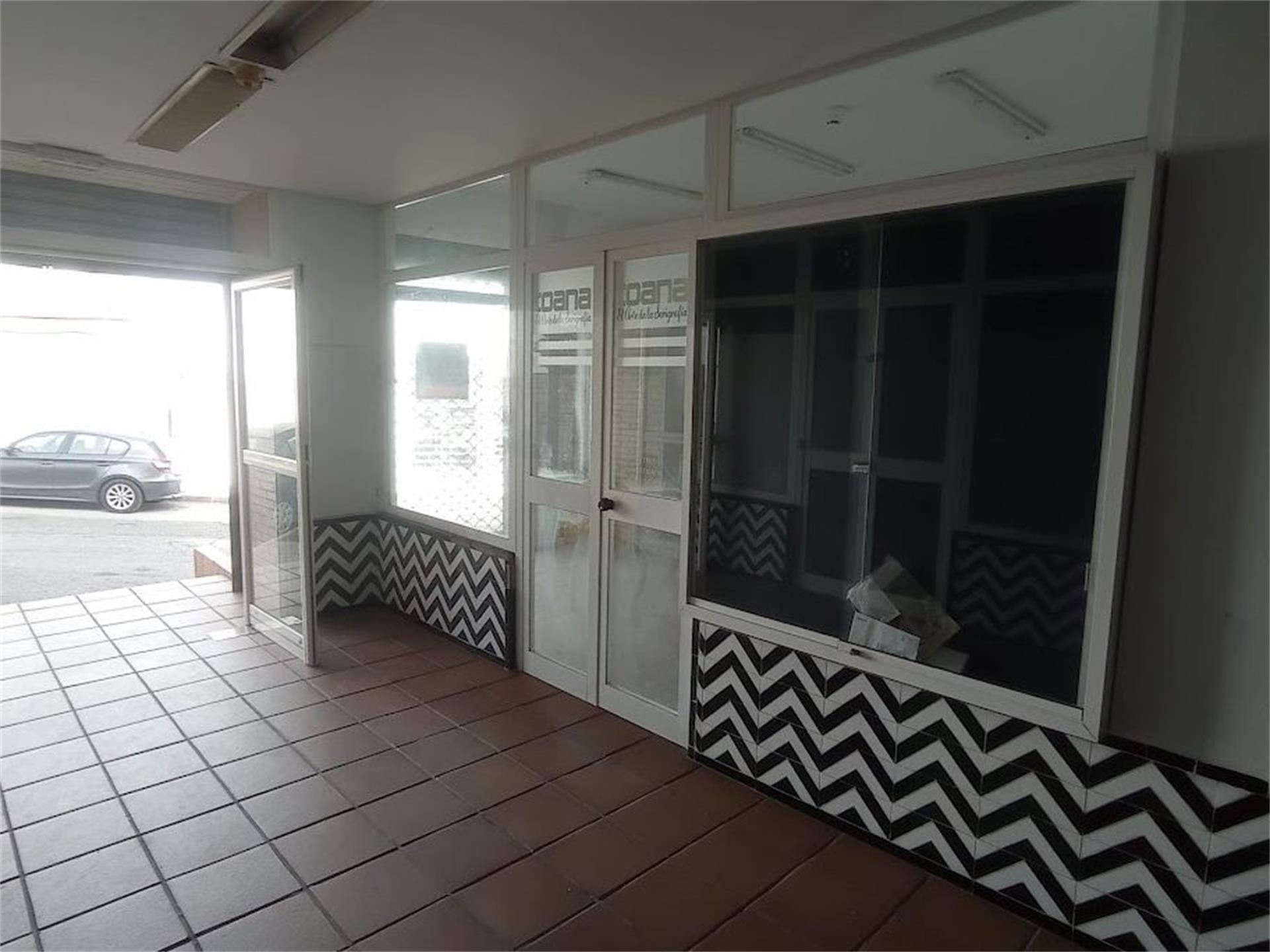 Premises for sale in Tomares