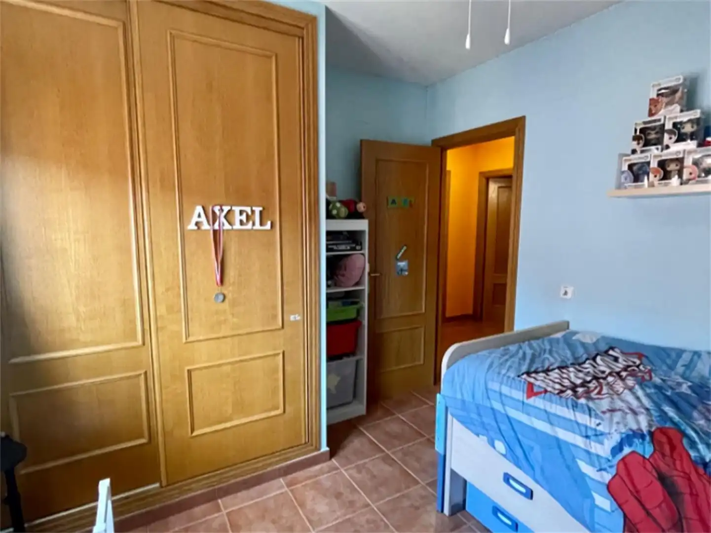 Dormitori de Casa adosada en venda en San Román de los Montes amb Aire condicionat, Terrassa i Balcó