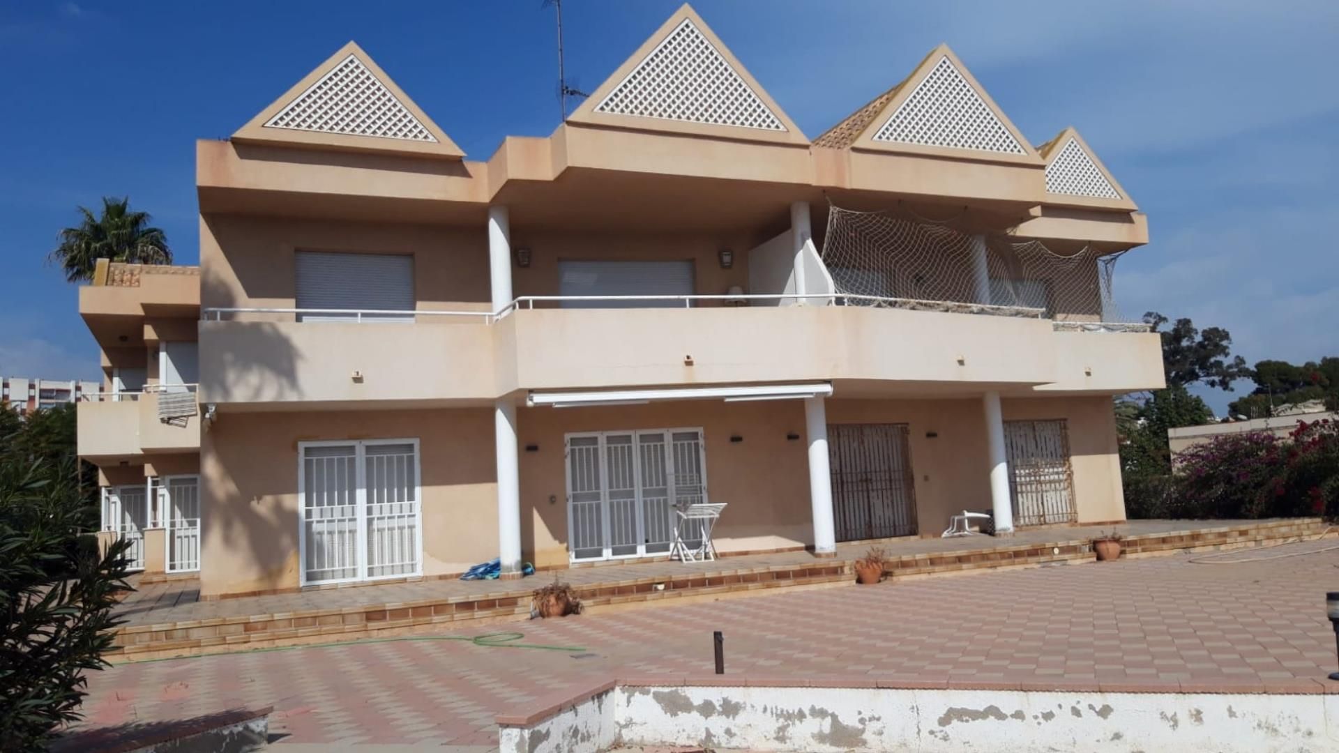 Exterior view of Single-family semi-detached for sale in Águilas  with Air Conditioner, Heating and Private garden