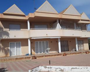 Vista exterior de Casa adosada en venda en Águilas amb Aire condicionat, Calefacció i Jardí privat