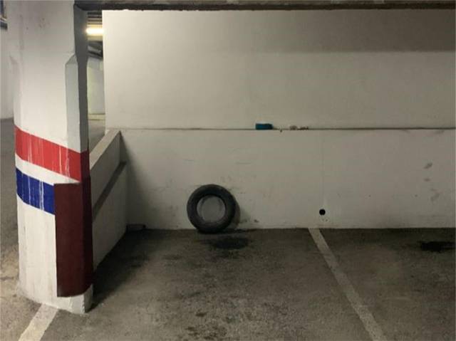 Garaje en Venta en Calle Matemático Pedrayes en Parque San Francisco - Uría