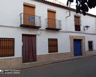 Exterior view of Single-family semi-detached for sale in Almagro  with Terrace and Balcony