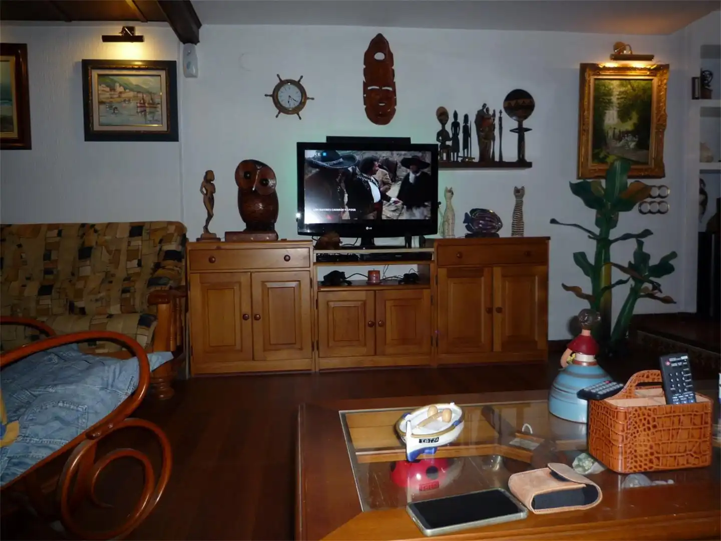 Wohnungen zum Verkauf in Carrer Cala de Salionç, La Pola i Giverola- Salionç Wohnzimmer von Wohnungen zum Verkauf in Tossa de Mar mit Klimaanlage, Heizung und Parkett