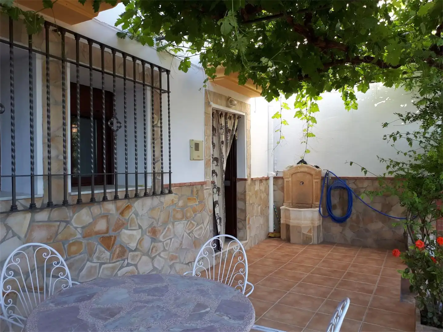 Einfamilien-Reihenhaus zum Verkauf in Calle Alta, 26, Villanueva de Algaidas Garten von Einfamilien-Reihenhaus zum Verkauf in Villanueva de Algaidas mit Klimaanlage, Terrasse und Balkon