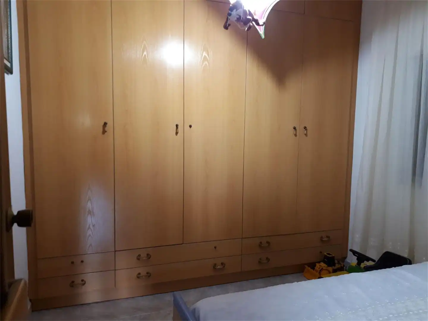 Einfamilien-Reihenhaus zum Verkauf in Calle Alta, 26, Villanueva de Algaidas Schlafzimmer von Einfamilien-Reihenhaus zum Verkauf in Villanueva de Algaidas mit Klimaanlage, Terrasse und Balkon