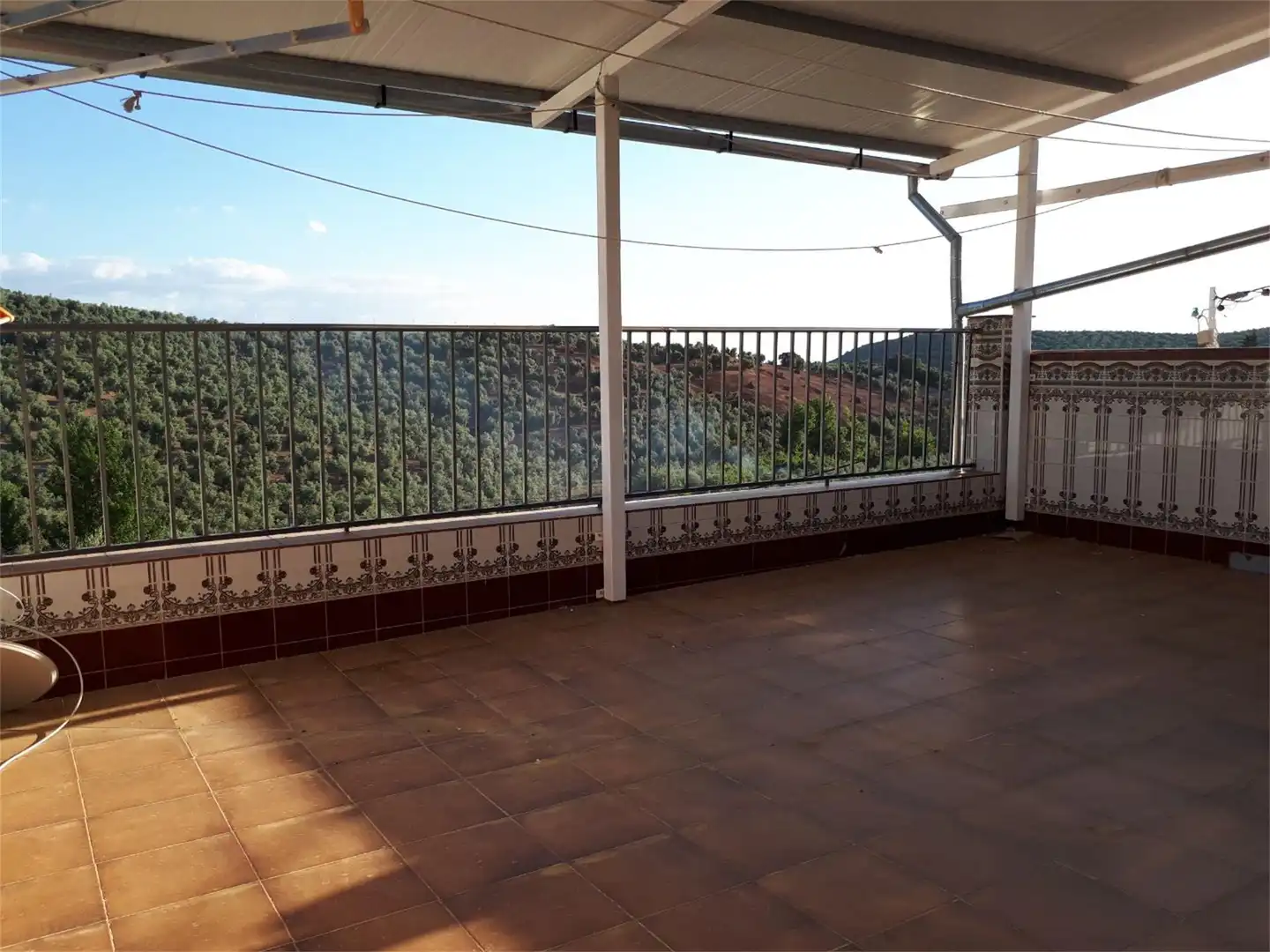 Einfamilien-Reihenhaus zum Verkauf in Calle Alta, 26, Villanueva de Algaidas Terrasse von Einfamilien-Reihenhaus zum Verkauf in Villanueva de Algaidas mit Klimaanlage, Terrasse und Balkon