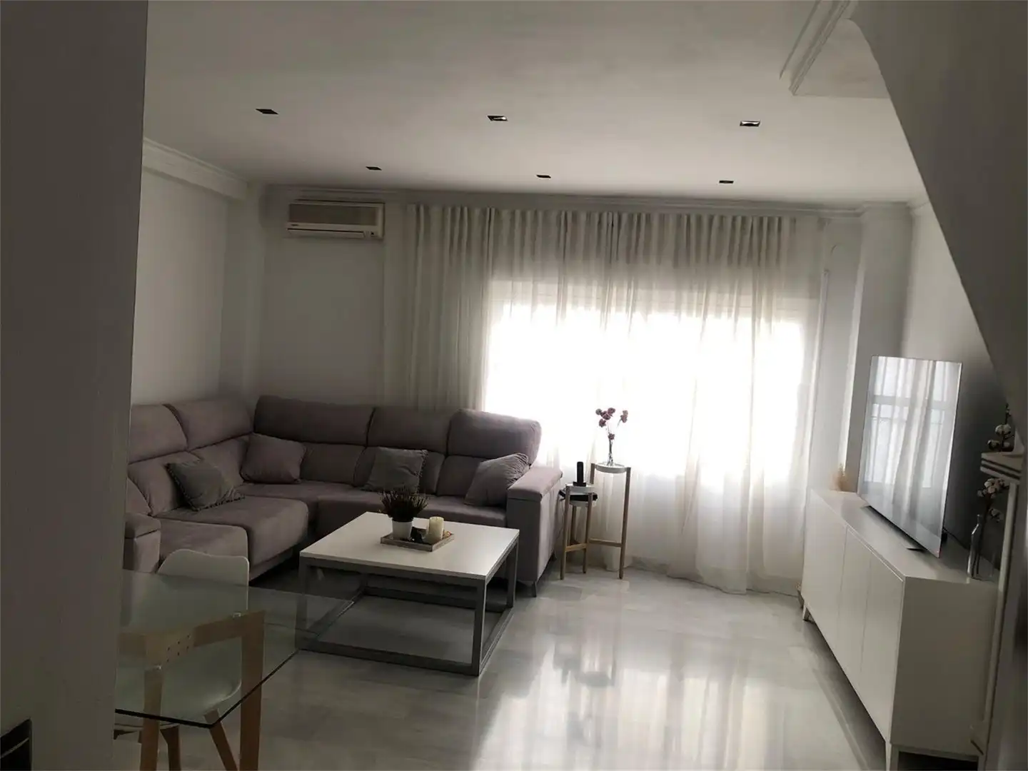 Sala d'estar de Dúplex en venda en Écija amb Aire condicionat i Traster