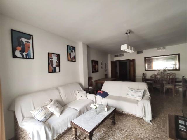 Piso en Venta en Calle Camarín en Plaza de Toros