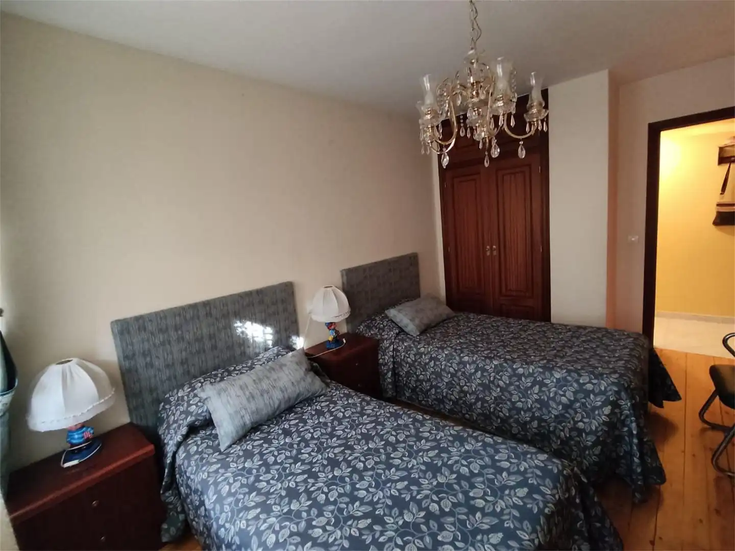 Piso en venta en Avenida Demetrio Velasco, Carrizo Habitación de Piso en venta en Carrizo
