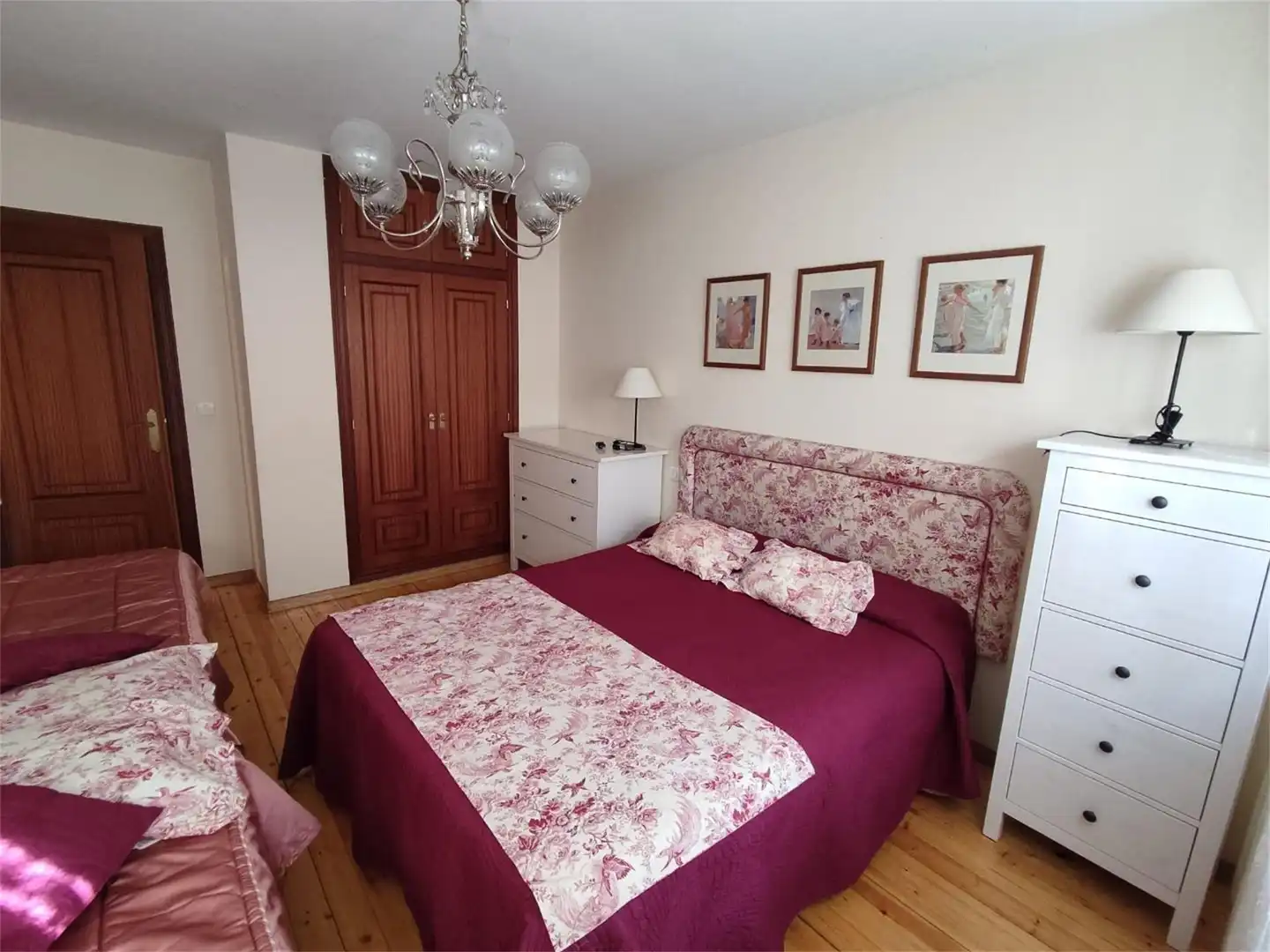 Piso en venta en Avenida Demetrio Velasco, Carrizo Habitación de Piso en venta en Carrizo