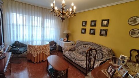 Piso en venta en Avenida Demetrio Velasco, Carrizo, León - imagen 2 Foto 2 de Piso en venta en Avenida Demetrio Velasco, Carrizo, León