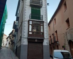 Vista exterior de Finca rústica en venda en Morella amb Terrassa i Balcó