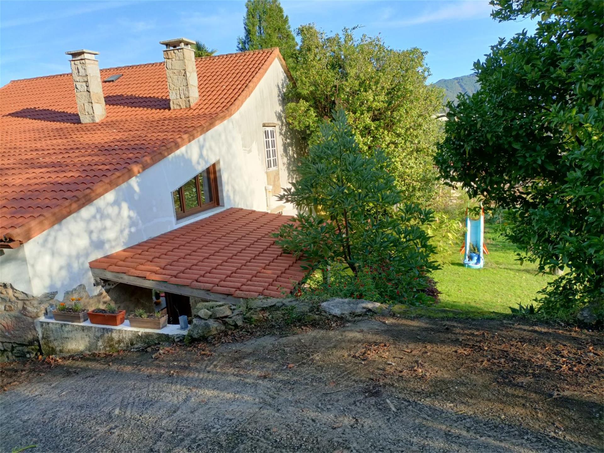 Vista exterior de Casa o xalet en venda en Rois amb Terrassa