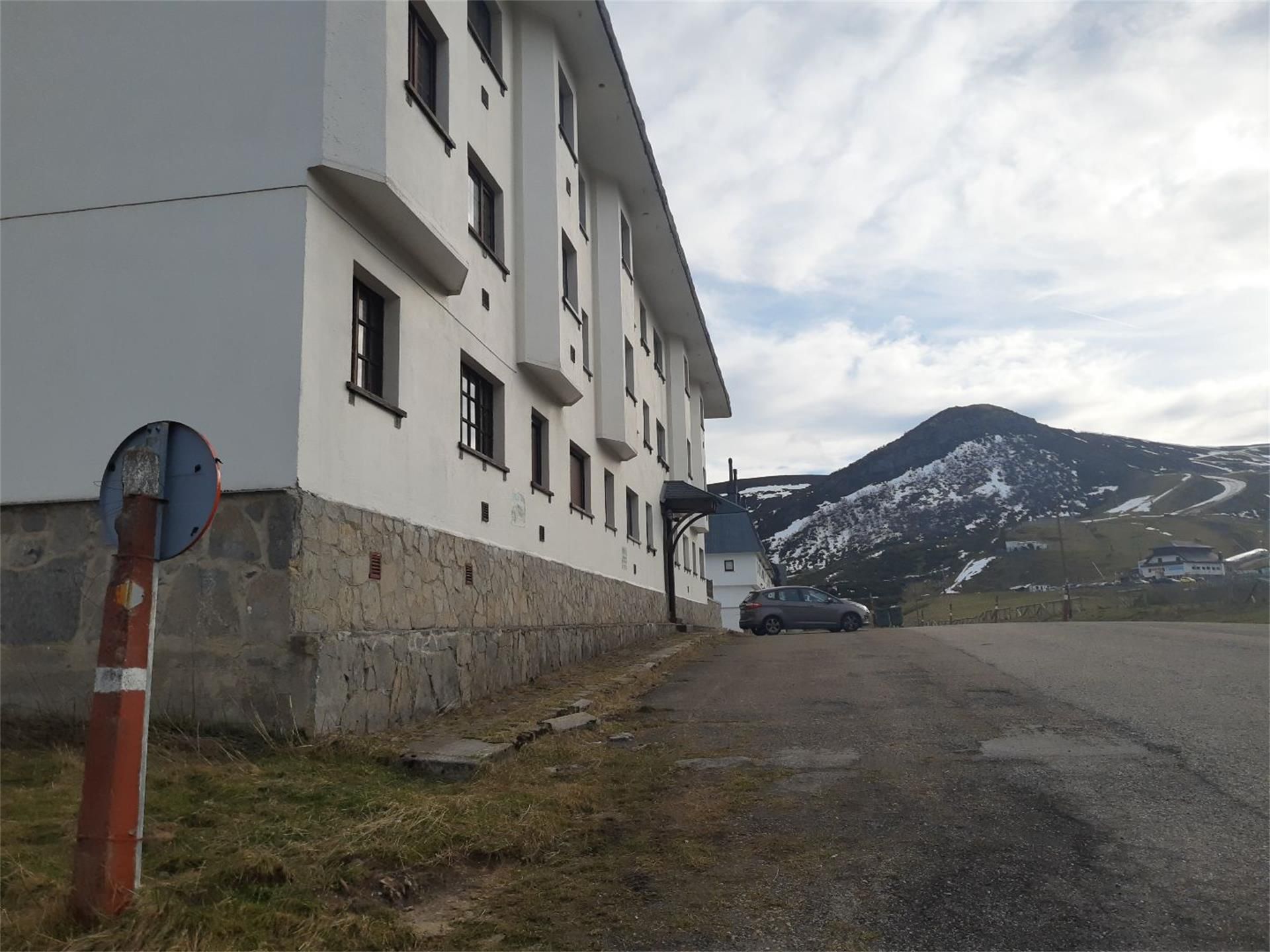 Exterior view of Apartment for sale in Lena