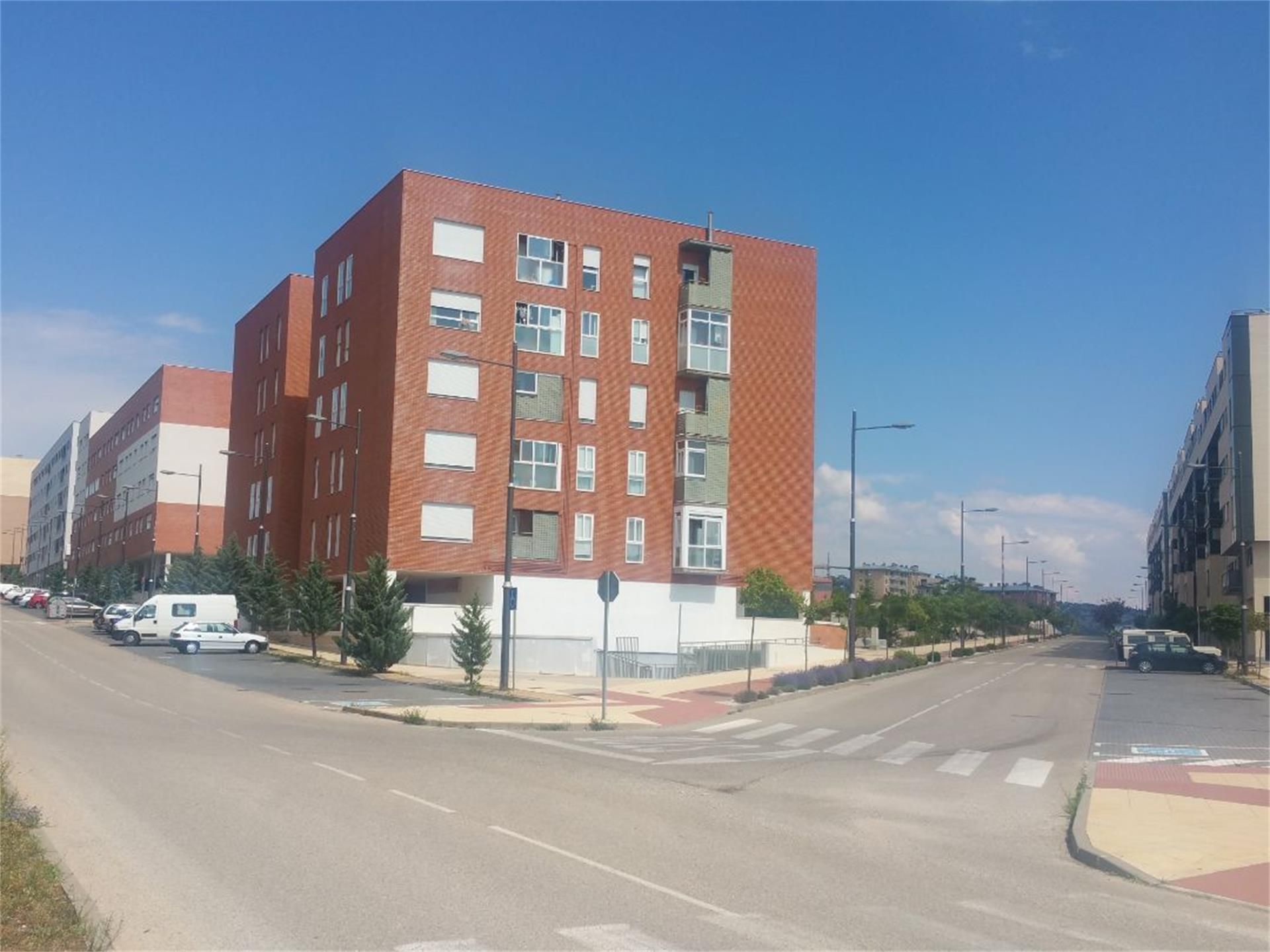 Vista exterior de Local en venda en Soria Capital  amb Calefacció
