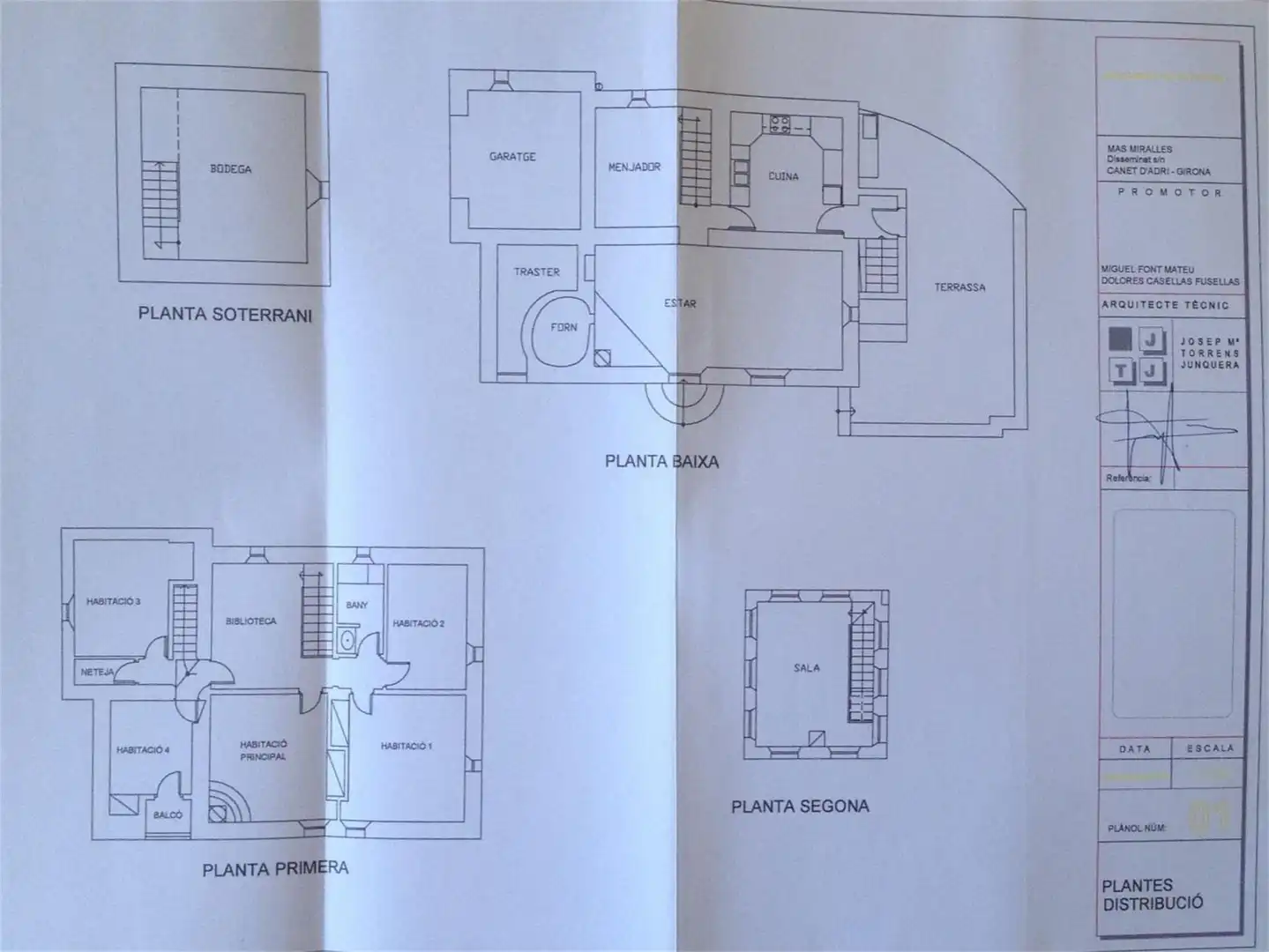 Country homes for sale in Avinguda Rocacorba, Canet d'Adri Country homes for sale in Canet d'Adri