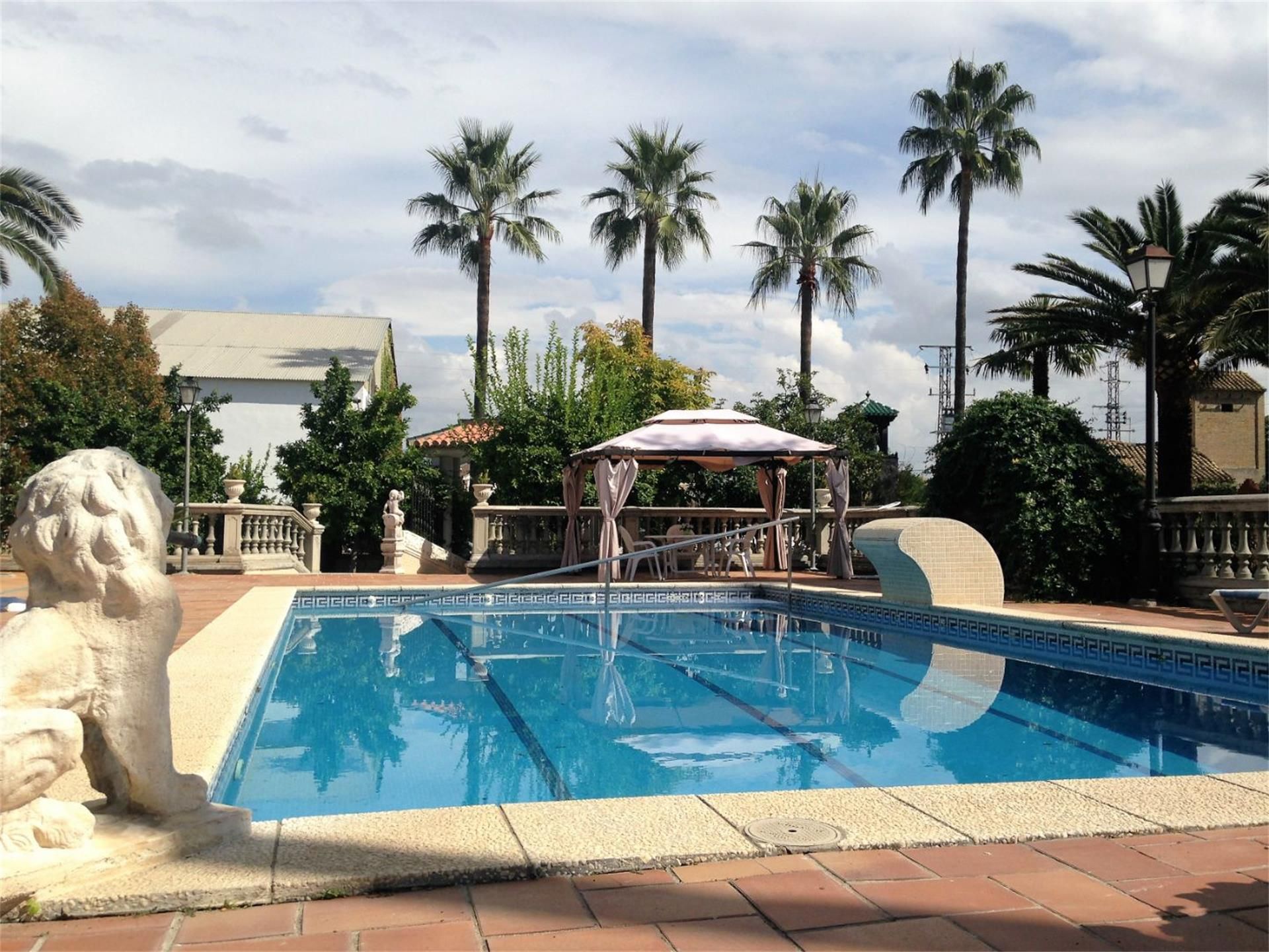 Piscina de Casa o xalet en venda en Vegas del Genil amb Aire condicionat, Terrassa i Piscina