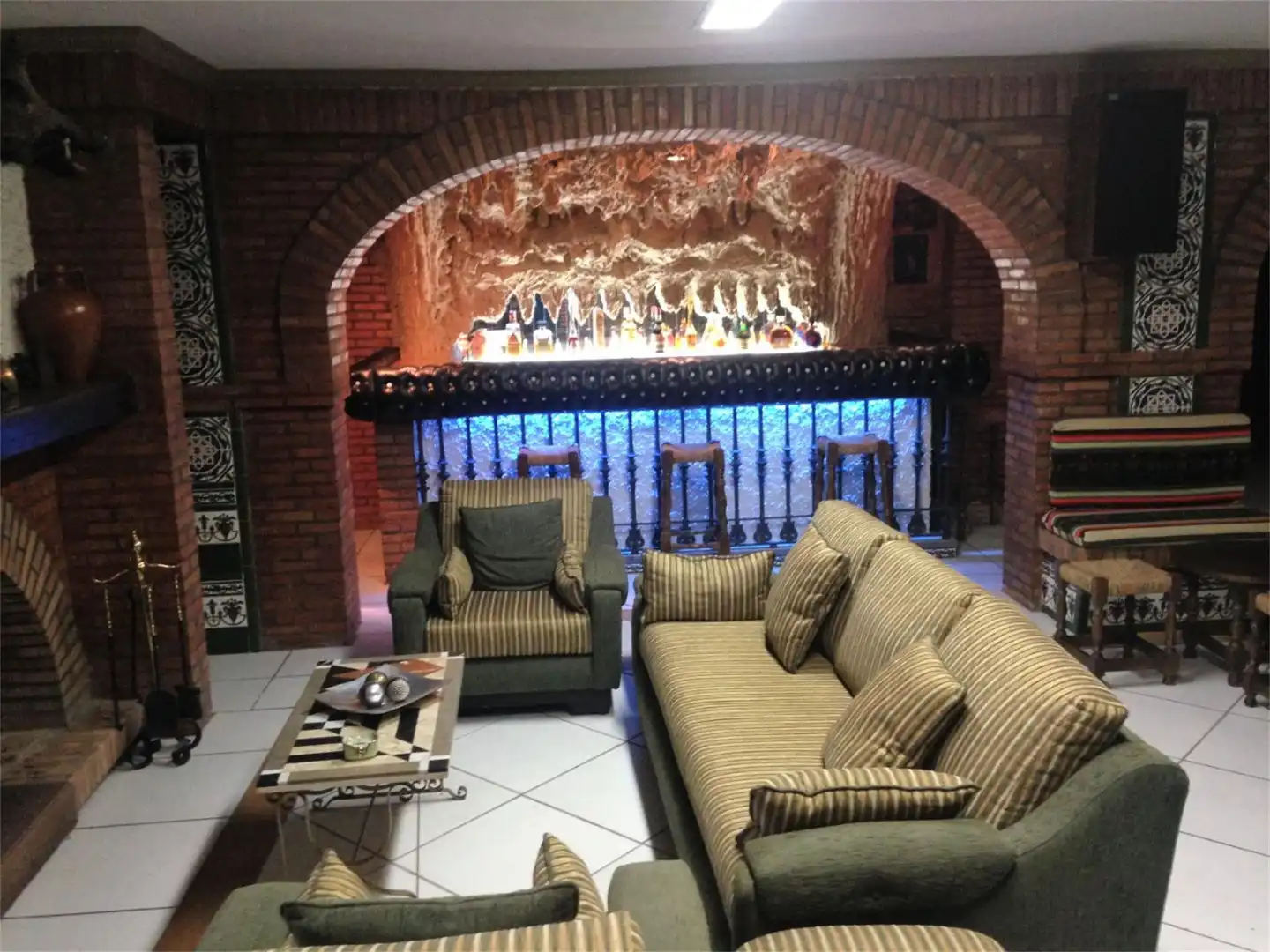 Casa o chalet en venta en Calle Calvario, Purchil Casa o chalet en venta en Vegas del Genil con Aire acondicionado, Calefacción y Jardín privado
