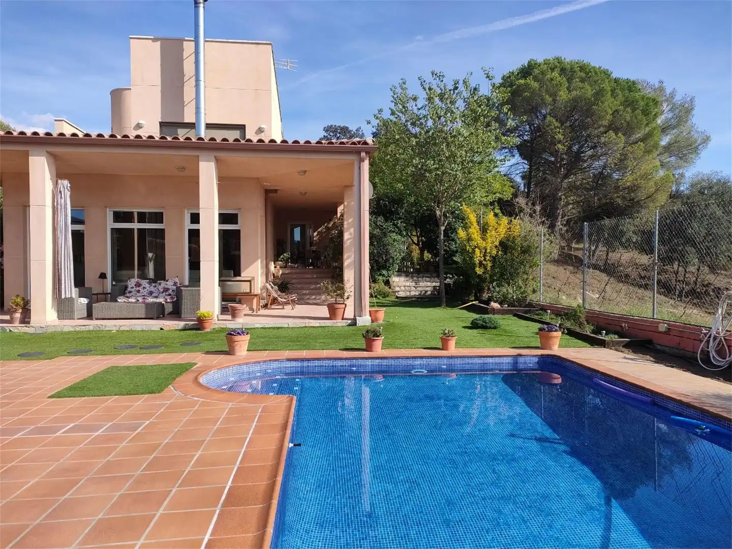 Piscina de Casa o chalet en venta en Caldes de Montbui
