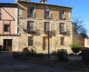 Casa adosada en venda a Plaza Larache, Astudillo