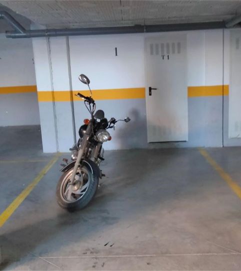 Foto 2 de Garaje en venta en Calle Fundidores, Zona Nueva Camas - Marcelino Camacho, Camas