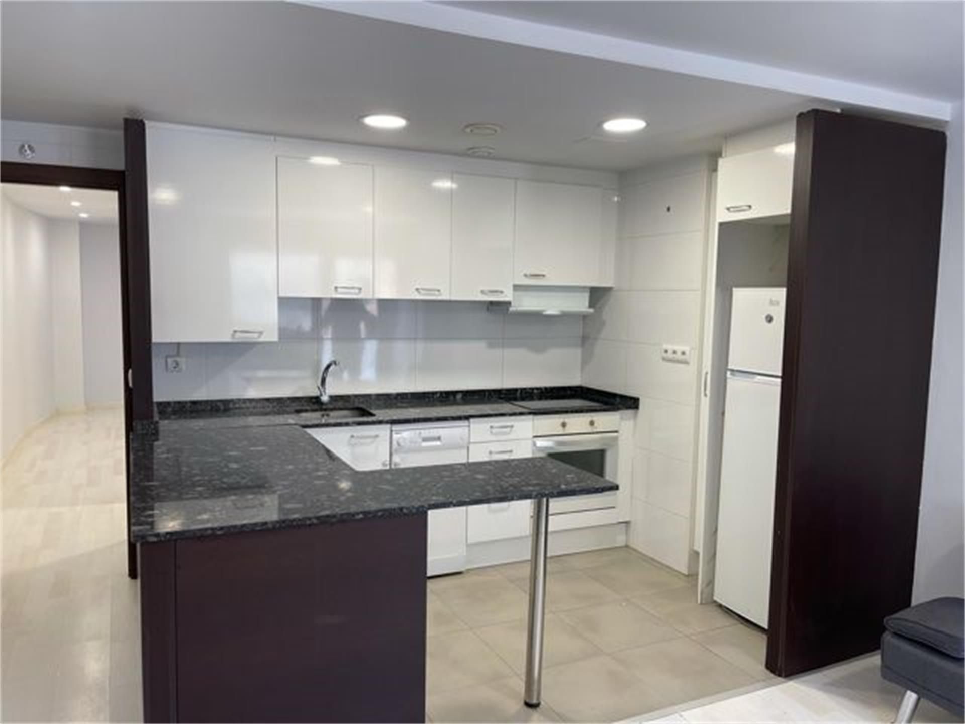 Cuina de Apartament en venda en Azagra amb Calefacció, Parquet i Traster