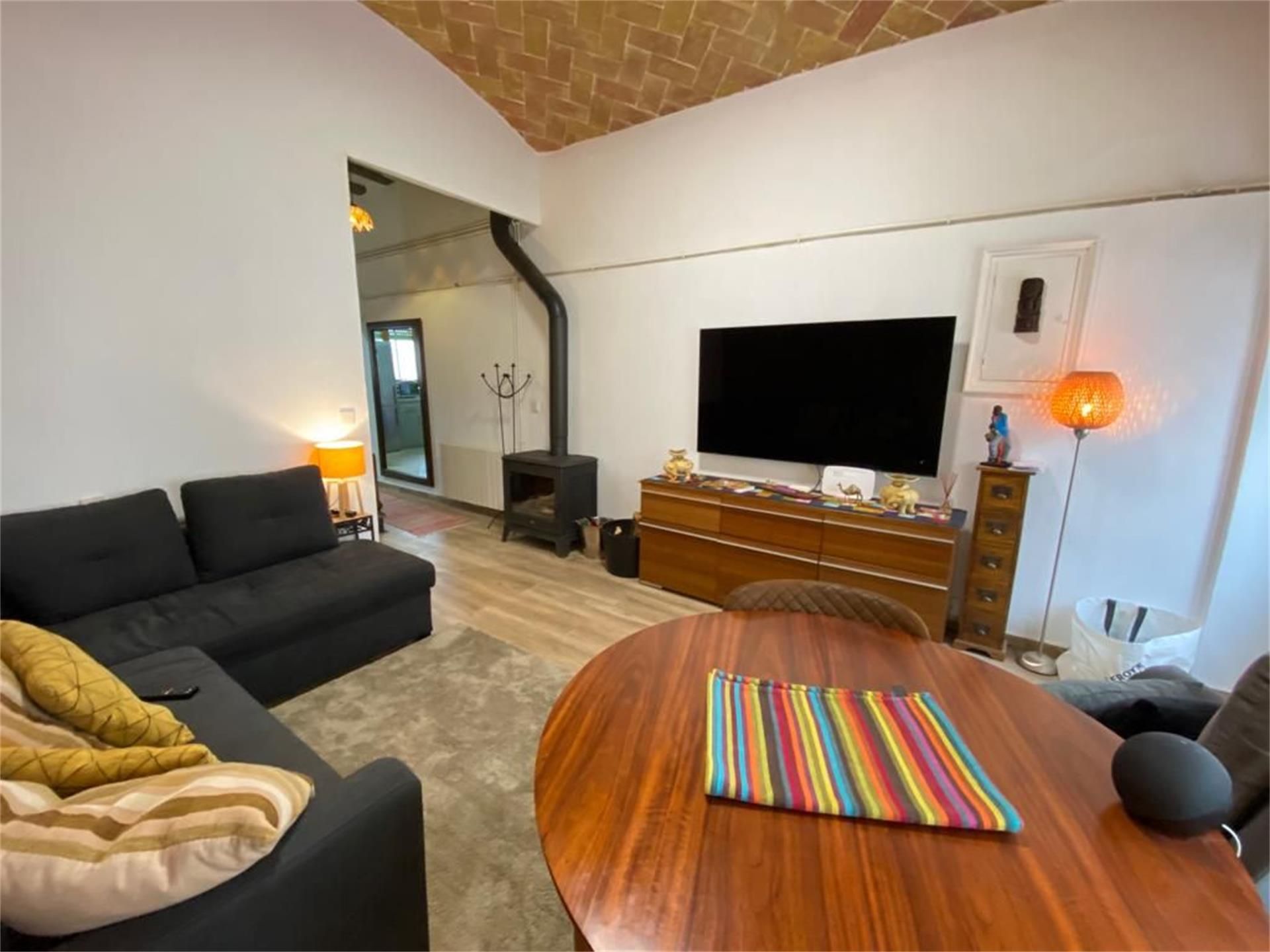 Living room of Single-family semi-detached for sale in La Bisbal d'Empordà  with Terrace and Balcony