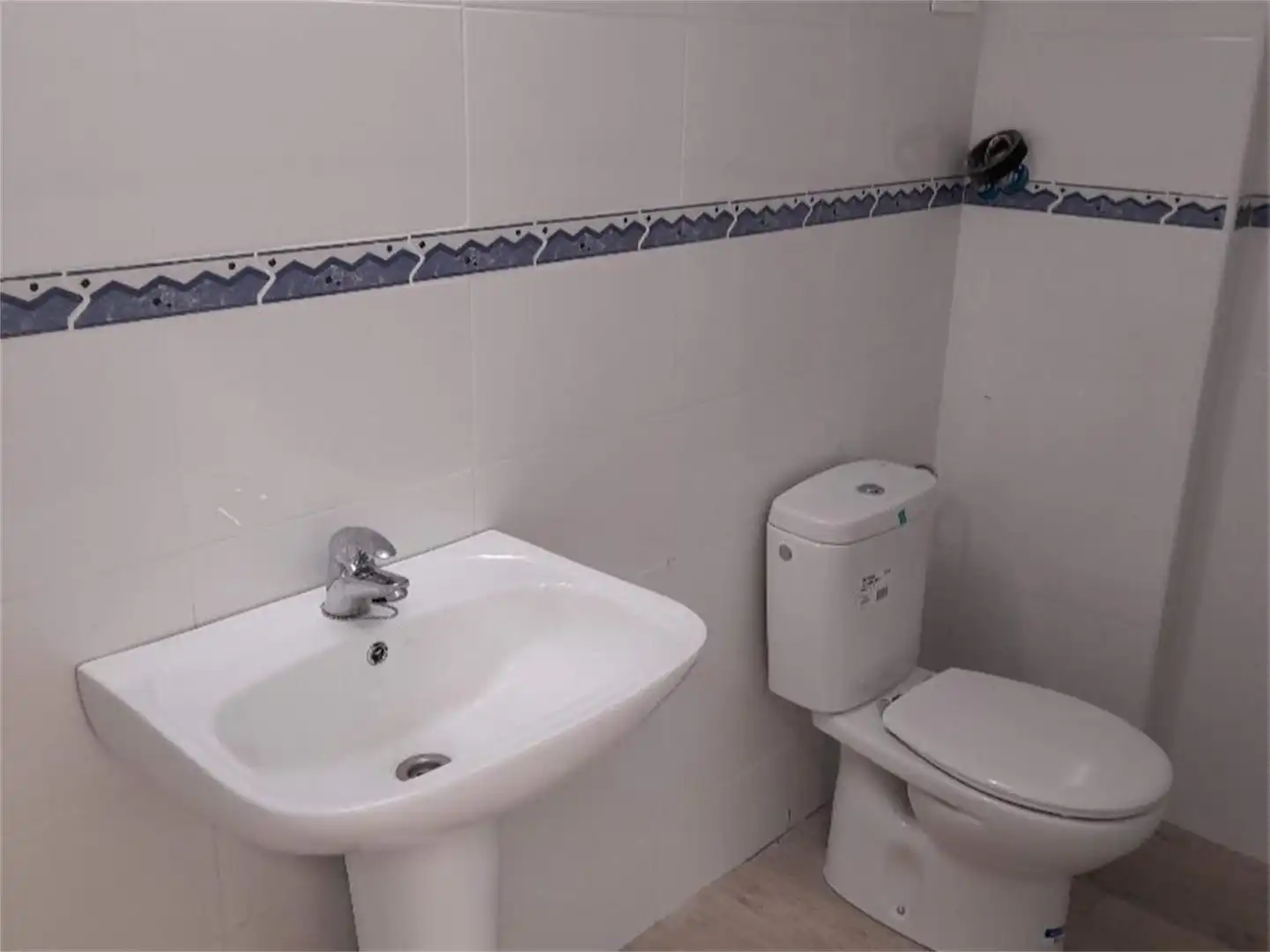Geschaftsraum zur Miete in Calle Brieva, Nájera Badezimmer von Geschaftsraum zur Miete in Nájera