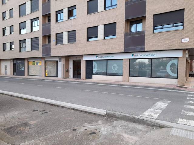Local comercial en Alquiler en Calle Brieva en Nájera
