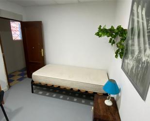 Dormitori de Casa o xalet per a compartir en Alcalá de Henares amb Terrassa