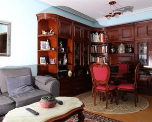 Sala d'estar de Pis en venda en Oviedo 