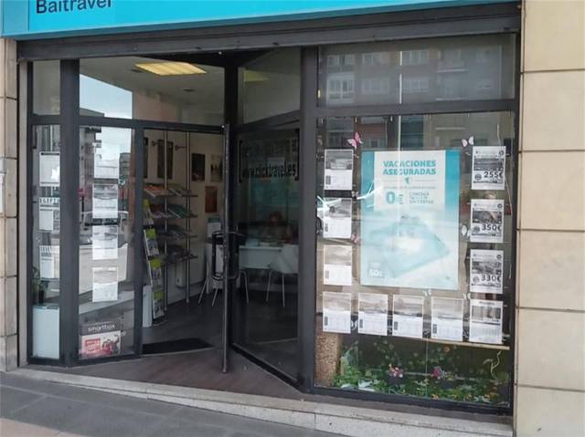 Local comercial en Alquiler en Avenida Iparraguirre en Centro Urbano - Hirigunea