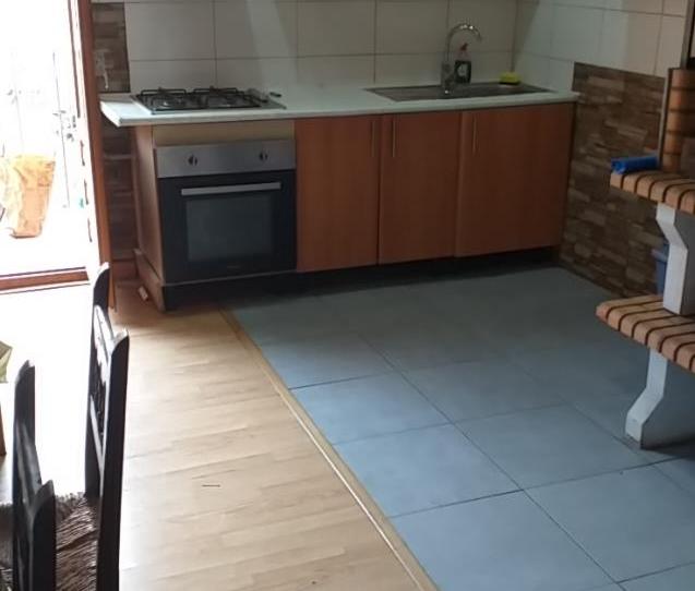 Flat to share in Plaça Sant Salvador, Albatàrrec, Lleida - image 1 Photo 1 of Flat to share in Plaça Sant Salvador, Albatàrrec, Lleida