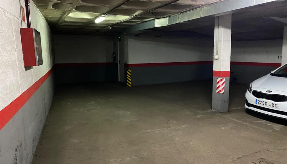 Photo 1 of Garage for sale in Calle Rodríguez Espinosa, Palomeras Bajas, Madrid