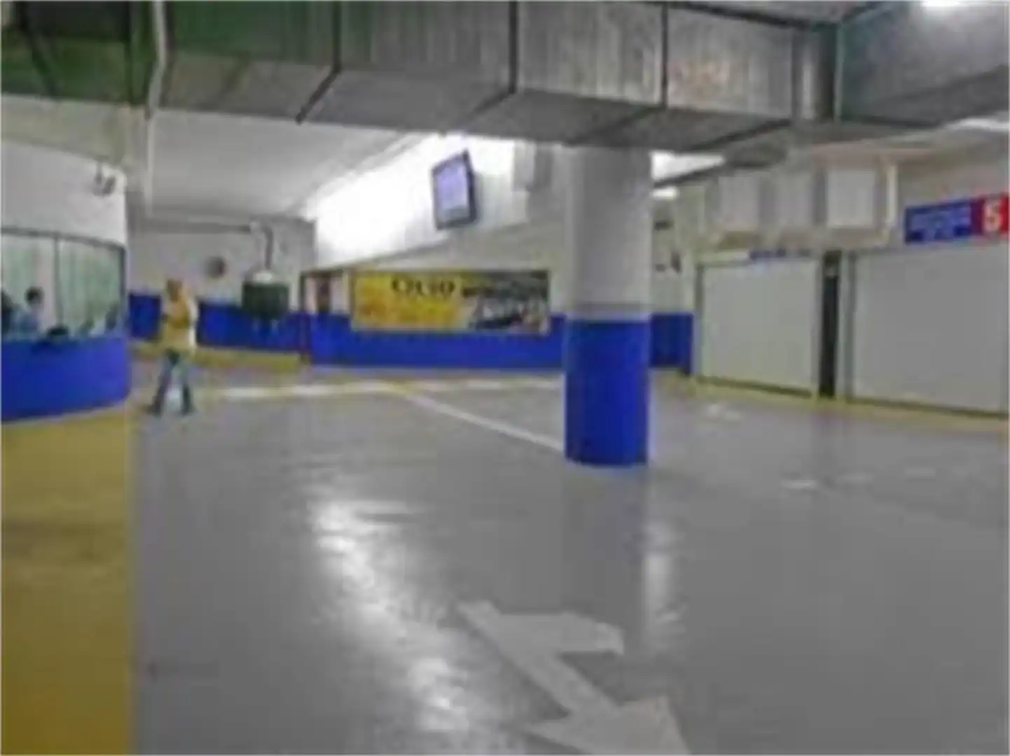 Garage zum Verkauf in Carrer la Rambla, El Raval Parkplatz von Garage zum Verkauf in Barcelona
