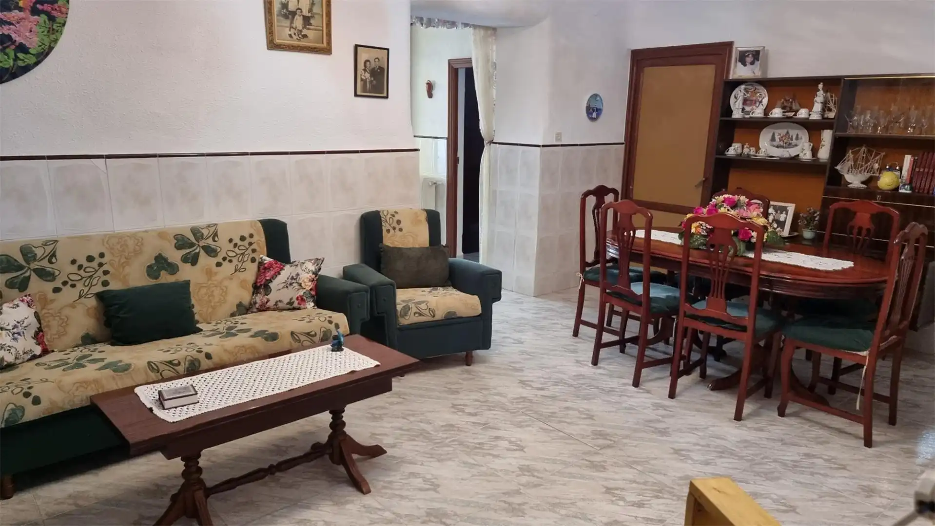 Erdgeschoss zum Verkauf in Calle Quevedo, 30, Villarta de San Juan Wohnzimmer von Erdgeschoss zum Verkauf in Villarta de San Juan mit Heizung, Möbliert und Ofen