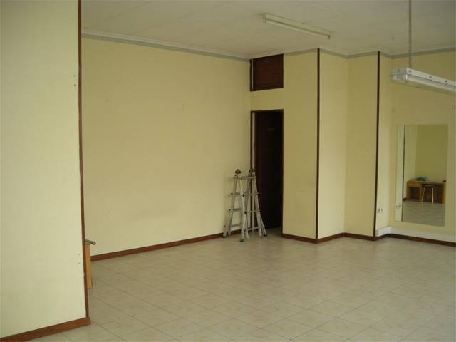 Local comercial en Venta en Paseo Enrique Tierno Galván en Acea de Ama - O Burgo