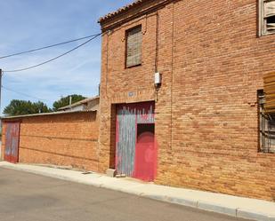 Exterior view of Single-family semi-detached for sale in Villazanzo de Valderaduey