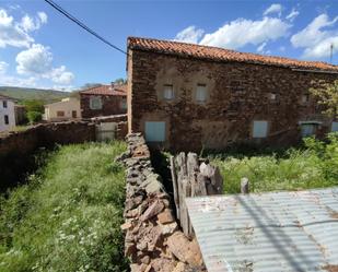 Vista exterior de Finca rústica en venda en Magaña amb Jardí privat