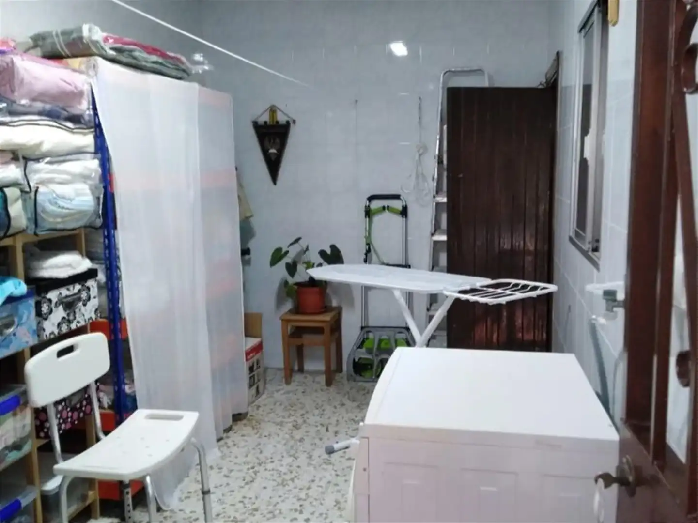 Casa adosada en venda en Chiclana de la Frontera amb Terrassa, Traster i Moblat