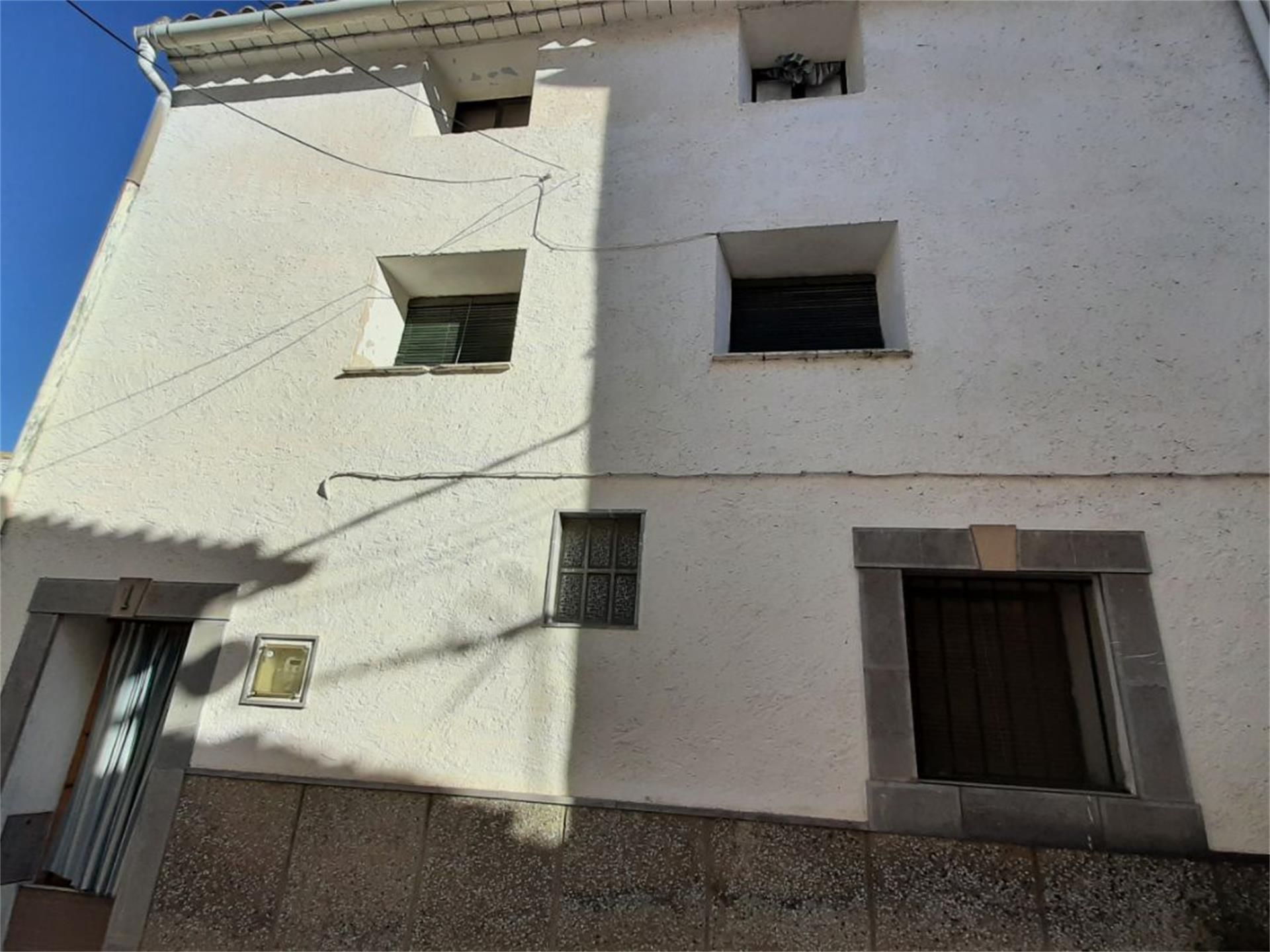 Exterior view of Single-family semi-detached for sale in Paracuellos de la Ribera