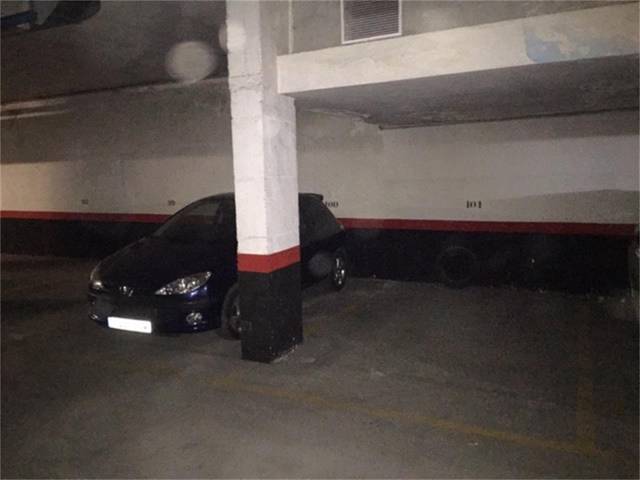 Garaje en Alquiler en Calle Unanimidad, 25 en Los Rosales