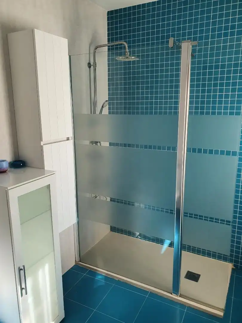 Dúplex en venda a Calle Valdorba, Garínoain Bany de Dúplex en venda en Garínoain amb Calefacció, Parquet i Terrassa