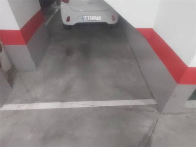 Garaje en Alquiler en Calle Castillo de Marchenilla, 5 en Pedro Salvador - Las Palmeritas